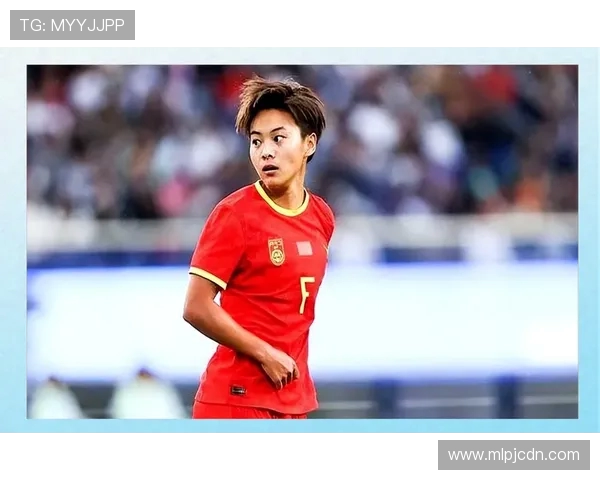 中国女足黄金阵容出征东亚杯 王霜张琳艳领衔剑指佳绩(3)