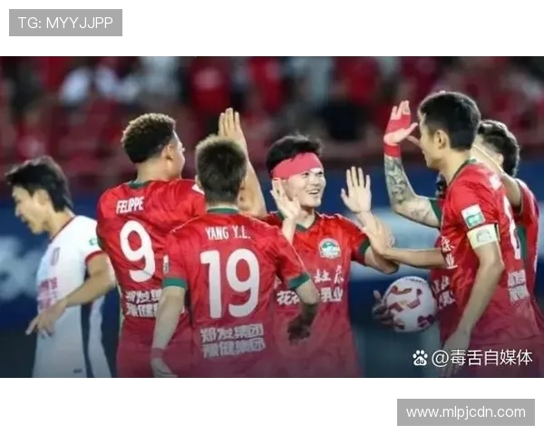 起猛了！苏超扬州队杀入世俱杯！中国前锋复刻梅西式过人